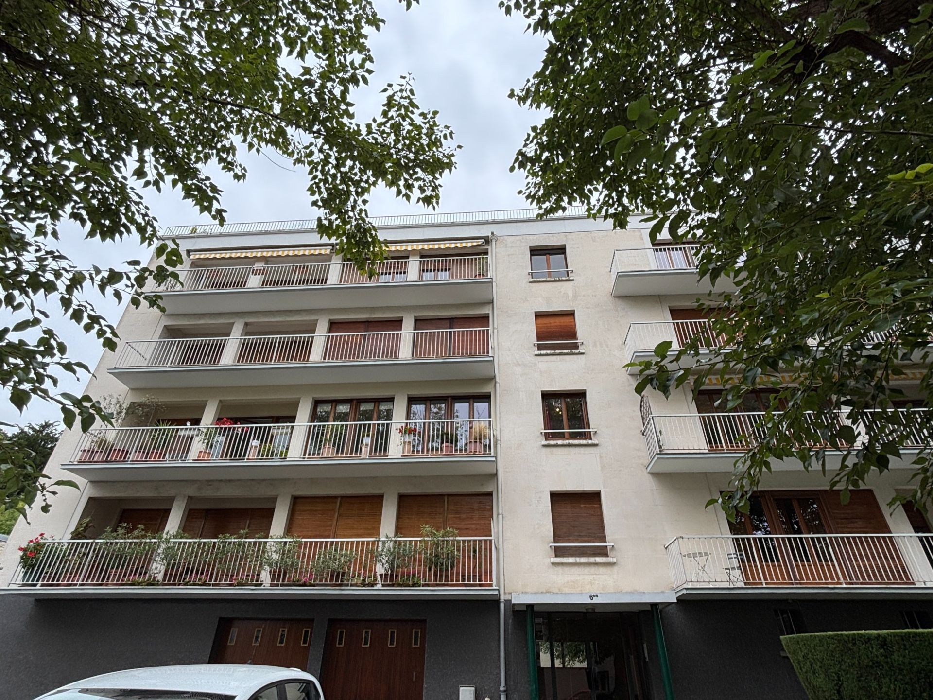 apartment 7 Rooms for sale on TOURS (37100)