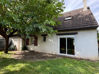 house 4 Rooms for sale on ORLEANS (45100)