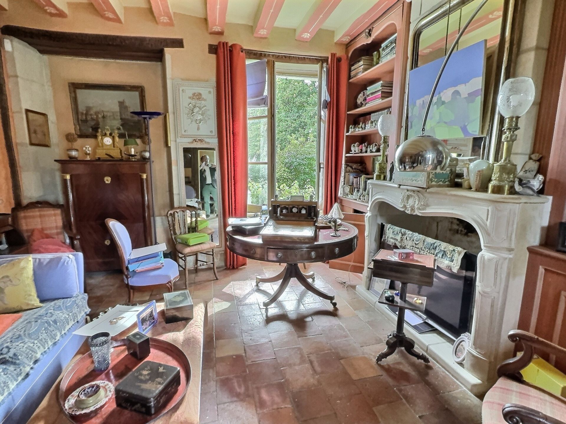 house 11 Rooms for sale on NEUILLE PONT PIERRE (37360)