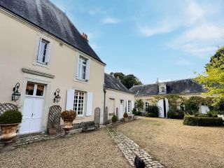 house 11 Rooms for sale on NEUILLE PONT PIERRE (37360)