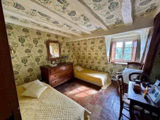 house 11 Rooms for sale on NEUILLE PONT PIERRE (37360)