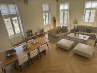 house 5 Rooms for sale on COULANGES LA VINEUSE (89580)