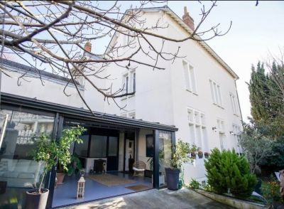 Vente Maison Tours 9&nbsp;Pièces 265&nbsp;m²