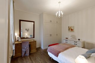 house 8 Rooms for sale on ORLEANS (45100)