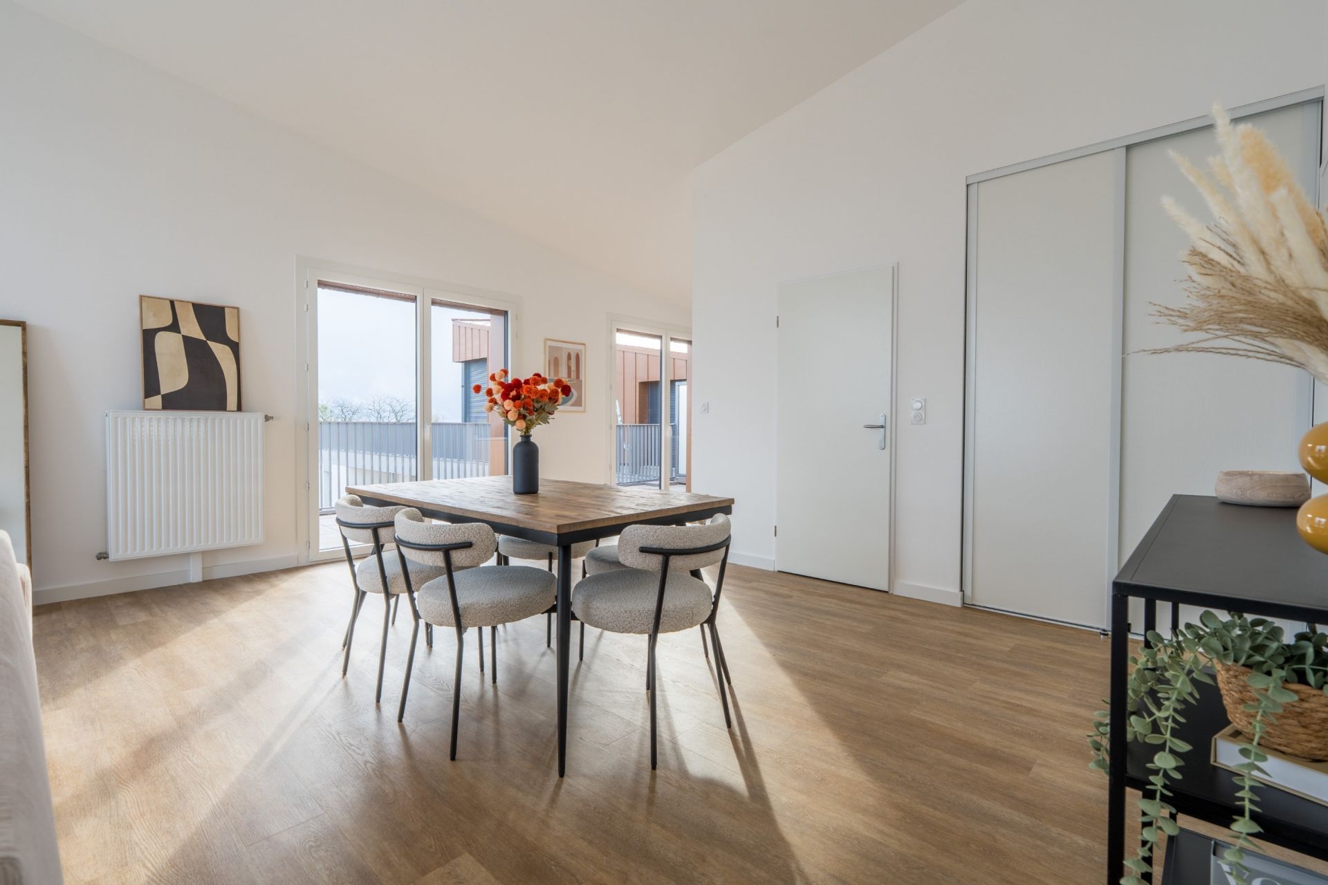 apartment 5 Rooms for sale on ORLEANS (45000)