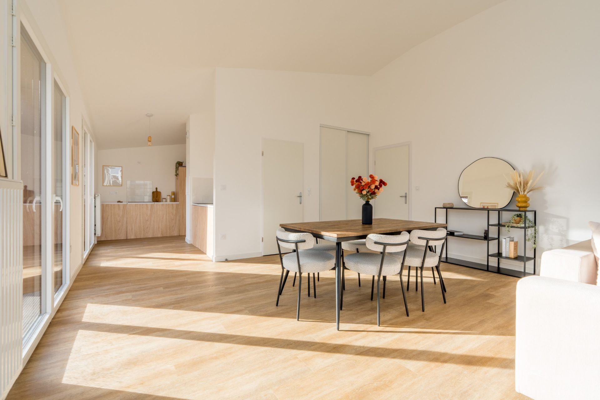 apartment 5 Rooms for sale on ORLEANS (45000)