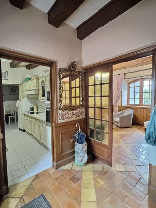 house 7 Rooms for sale on AMBOISE (37400)