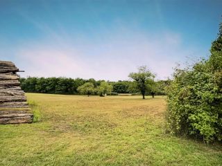 house 7 Rooms for sale on AMBOISE (37400)