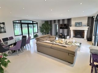 house 7 Rooms for sale on DHUIZON (41220)