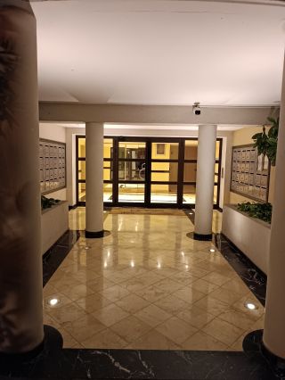 apartment 1 room for sale on CANNES (06400)