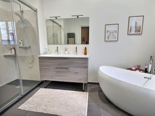 house 7 Rooms for sale on ORLEANS (45000)