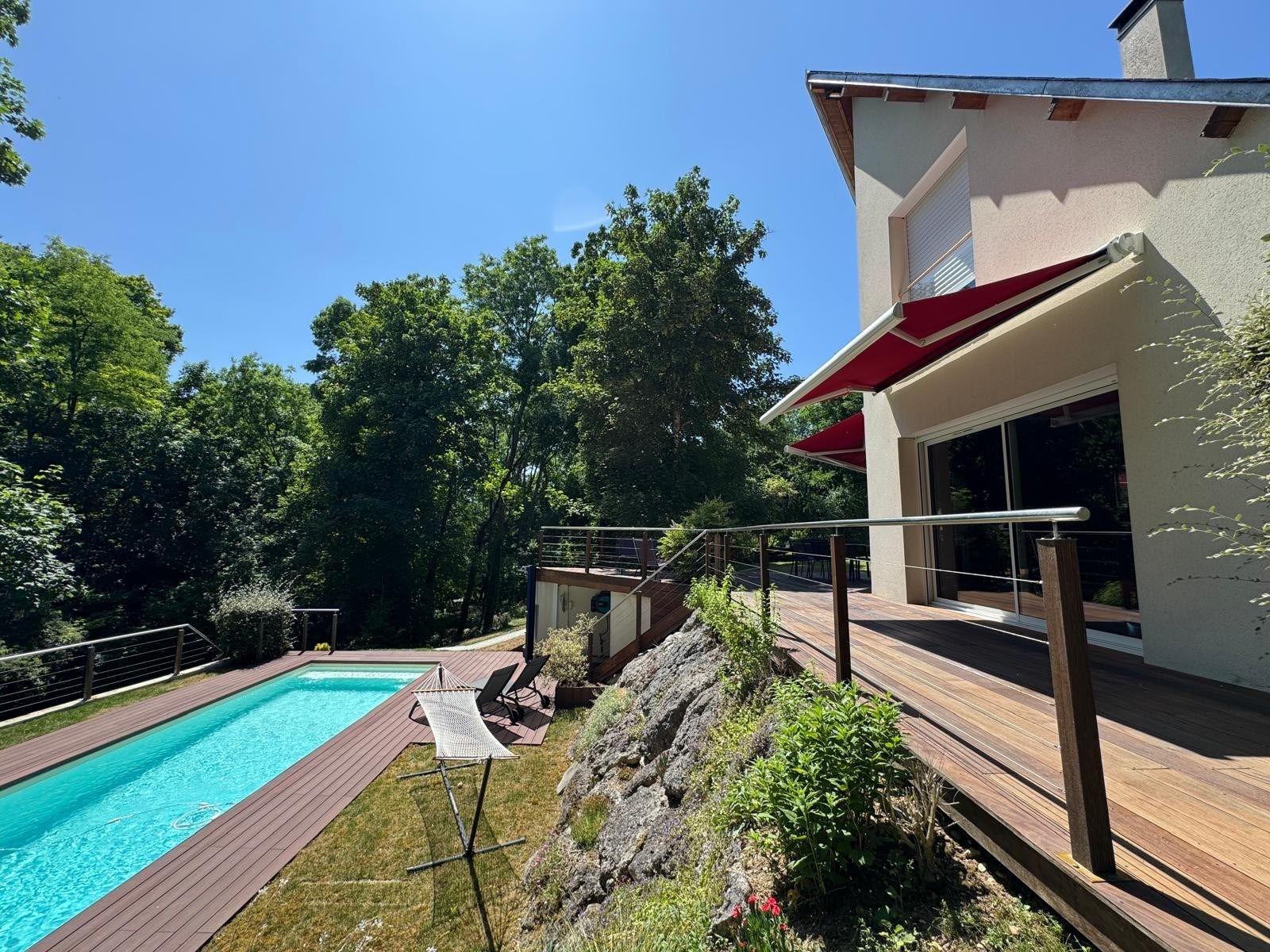 house 7 Rooms for sale on LA CHAPELLE ST MESMIN (45380)