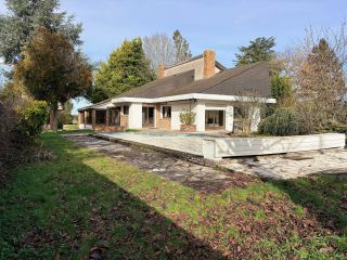 house 8 Rooms for sale on CHAINGY (45380)