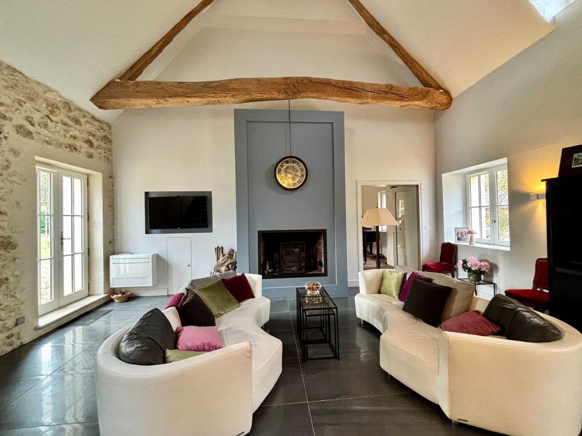 maison 17 Pièces en vente sur VEIGNE (37250)