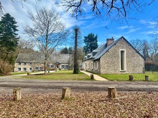 house 17 Rooms for sale on VEIGNE (37250)