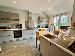 maison 17 Pièces en vente sur VEIGNE (37250)