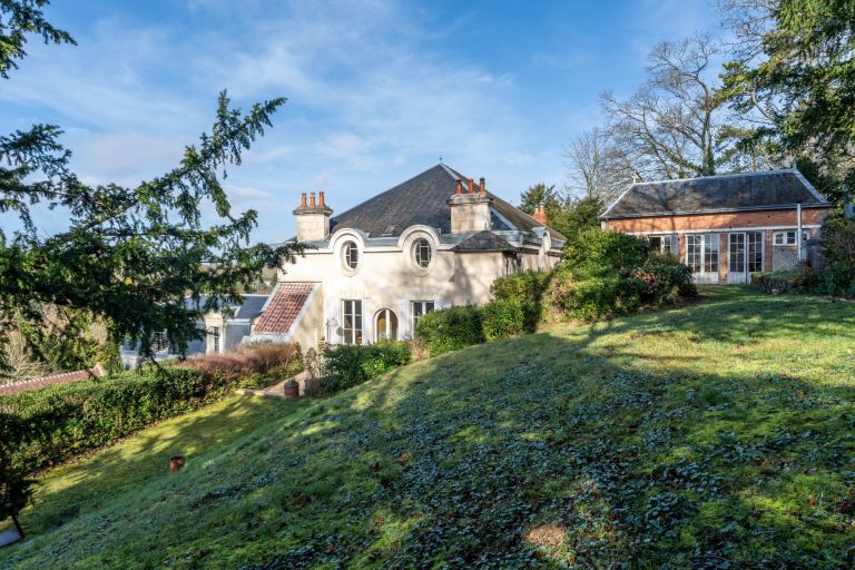 maison de maître 13 Pièces en vente sur ROCHECORBON (37210)