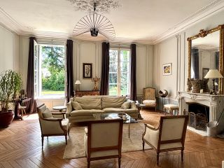 mansion (hôtel particulier) 16 Rooms for sale on TOURS (37000)