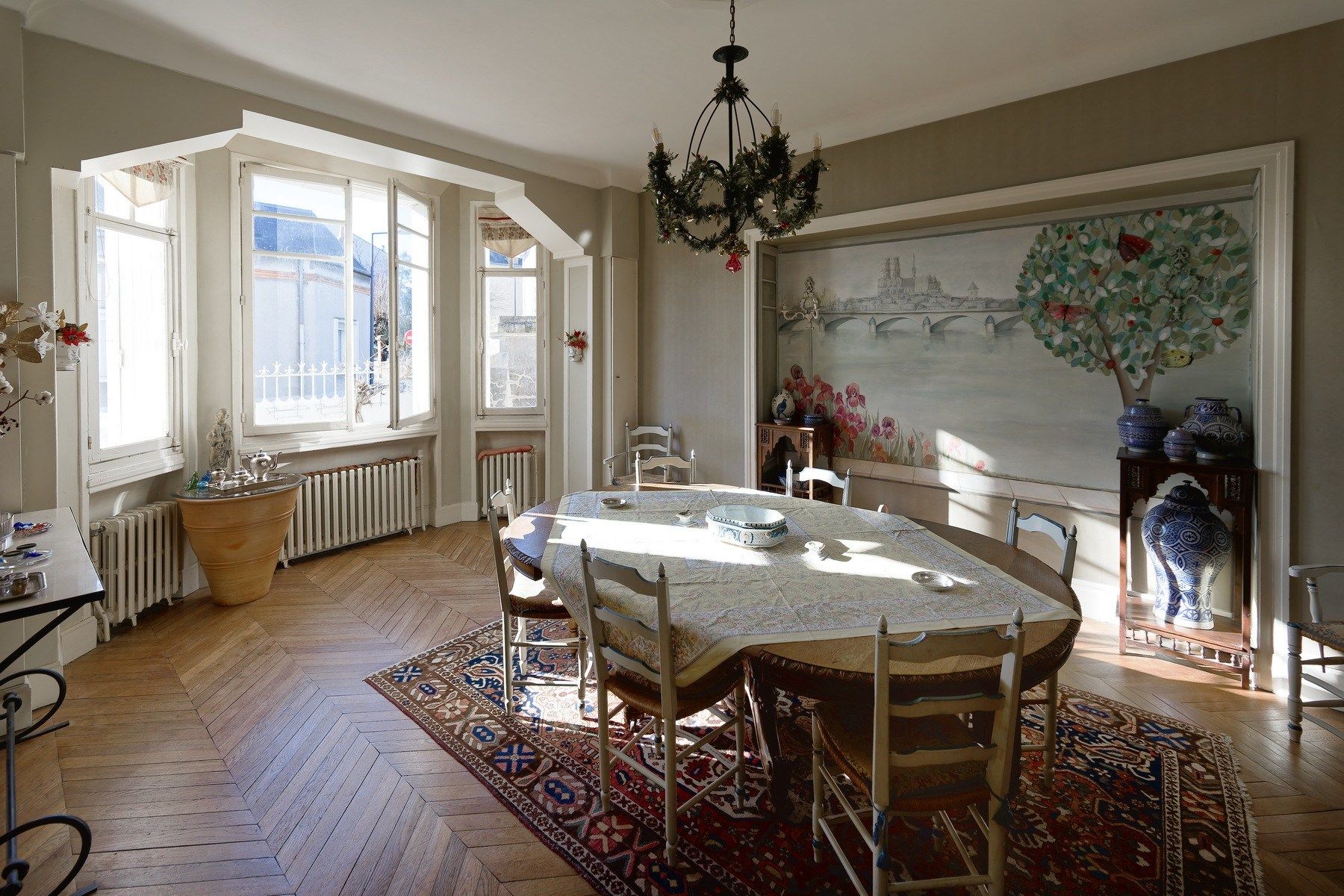 house 17 Rooms for sale on ST JEAN DE BRAYE (45800)