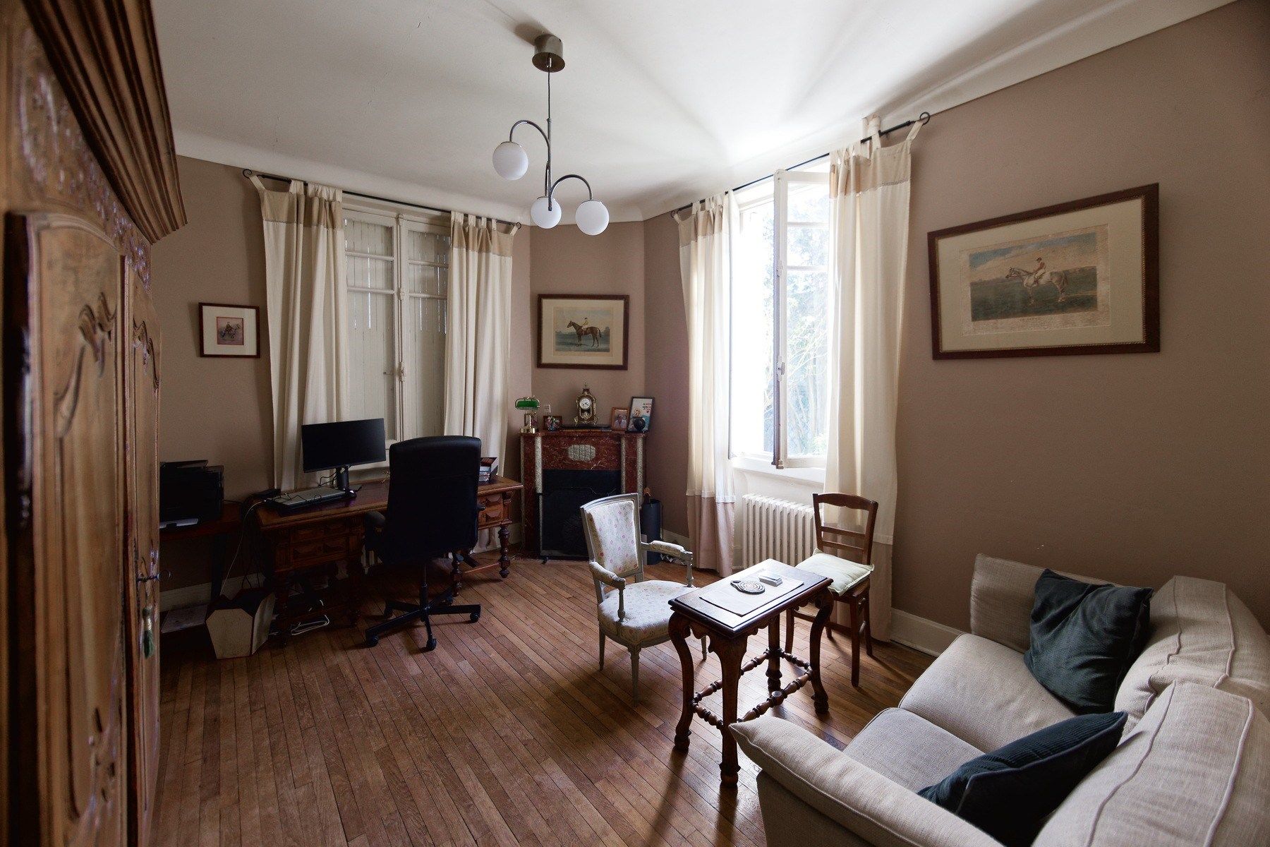 house 17 Rooms for sale on ST JEAN DE BRAYE (45800)