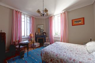 house 17 Rooms for sale on ST JEAN DE BRAYE (45800)