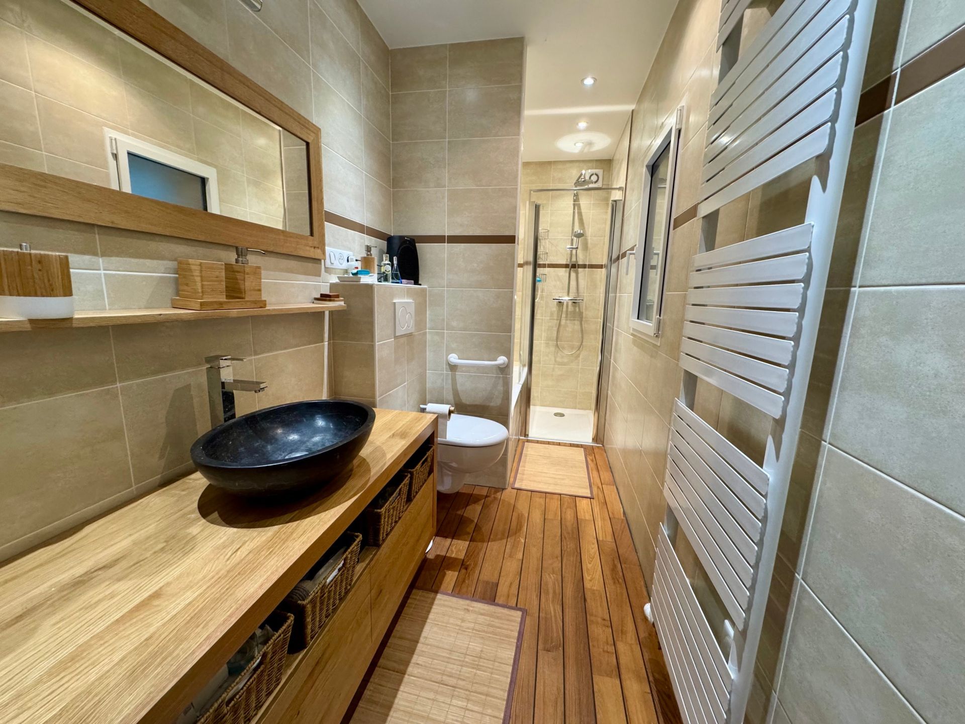 house 10 Rooms for sale on ORLEANS (45000)