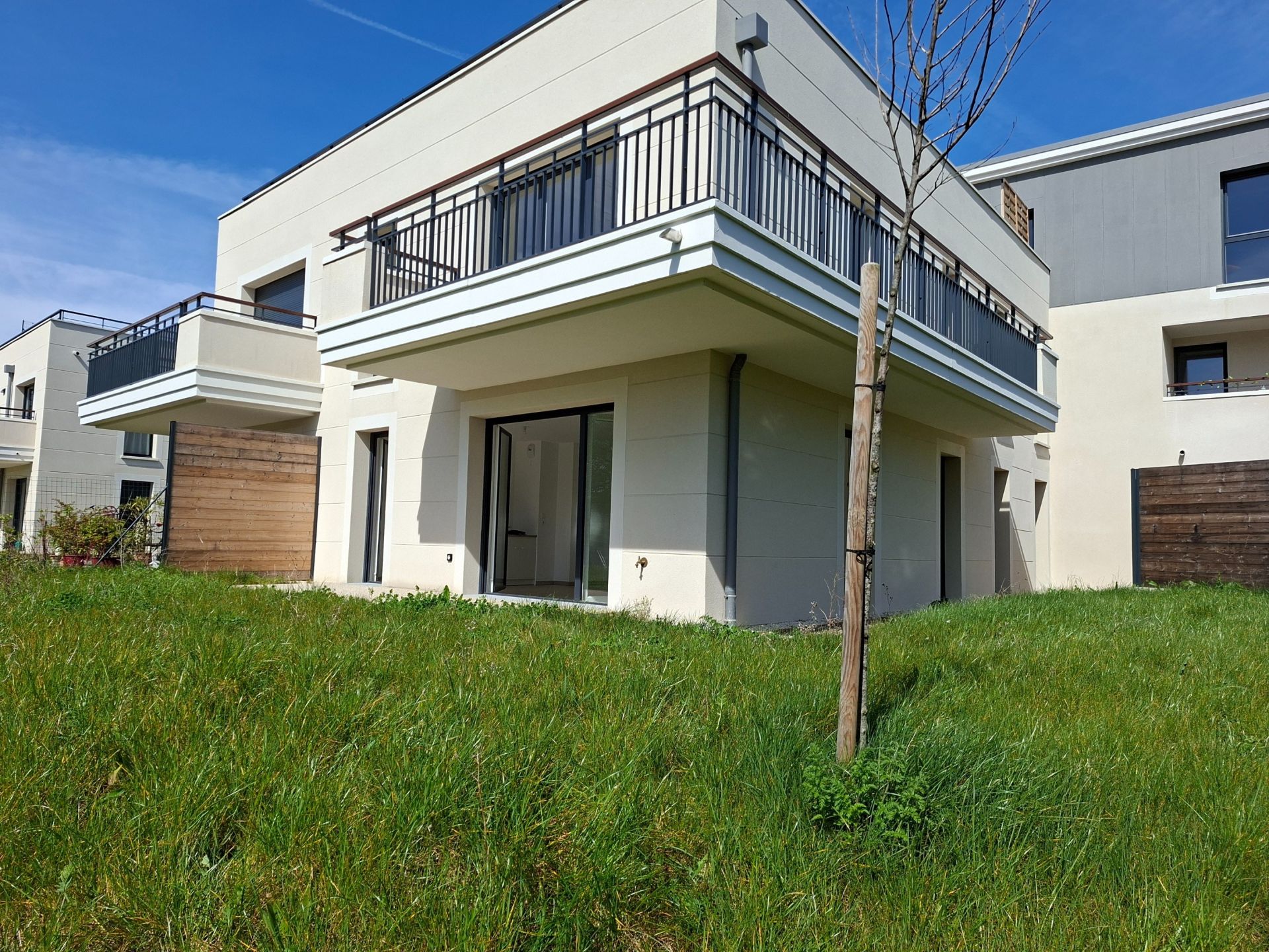 apartment 4 Rooms for sale on ORLEANS (45000)