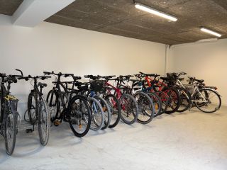 apartment 4 Rooms for sale on ORLEANS (45000)