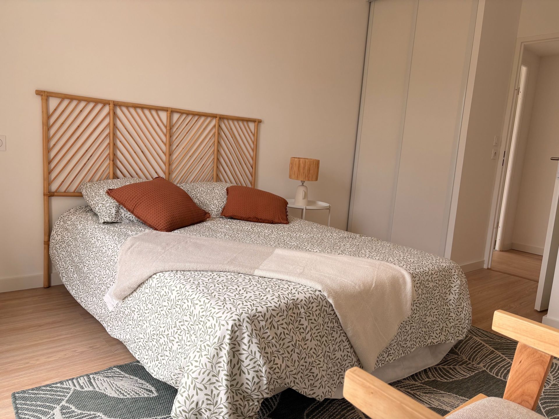 apartment 4 Rooms for sale on ORLEANS (45000)
