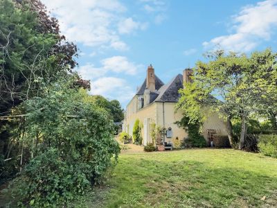 Sale House Neuvy-le-Roi 11&nbsp;Rooms 261&nbsp;m²