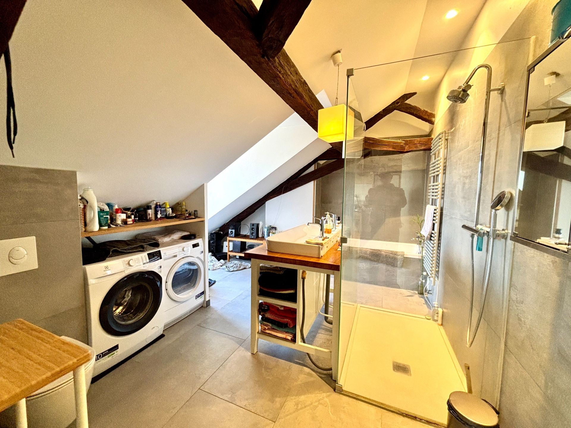 apartment 8 Rooms for sale on TOURS (37000)