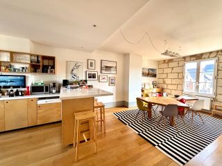 apartment 8 Rooms for sale on TOURS (37000)