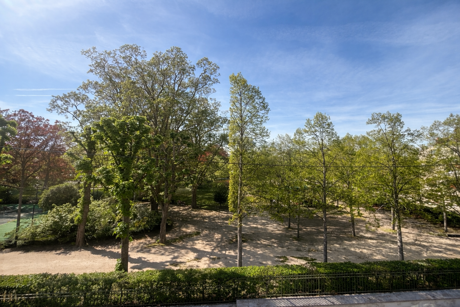 apartment 4 Rooms for sale on ORLEANS (45000)