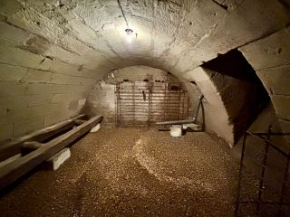 house 8 Rooms for sale on CHATELLERAULT (86100)