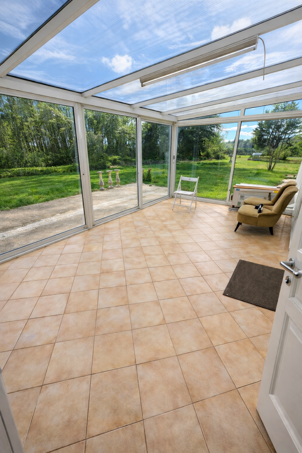 house 5 Rooms for sale on LA SELLE EN HERMOY (45210)