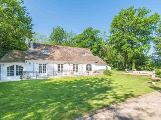 house 5 Rooms for sale on LA SELLE EN HERMOY (45210)