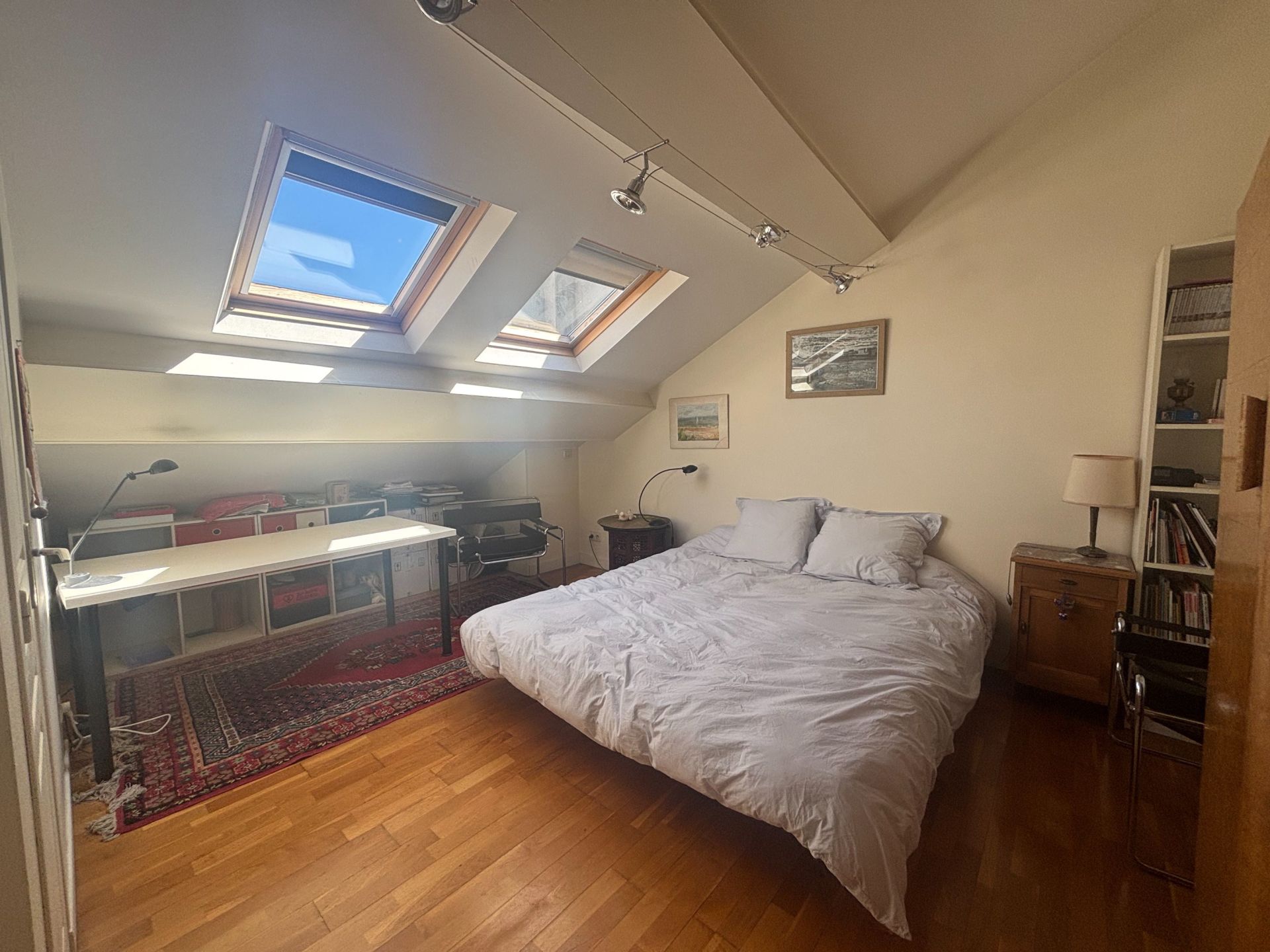 house 6 Rooms for sale on ORLEANS (45000)