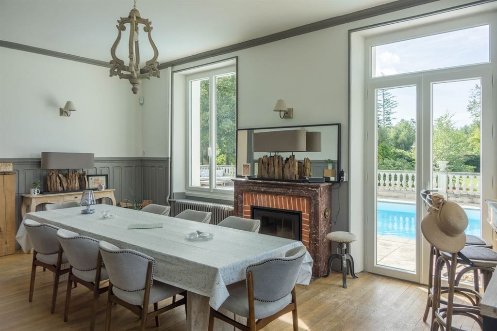 hunting estate 13 Rooms for sale on ISDES (45620)