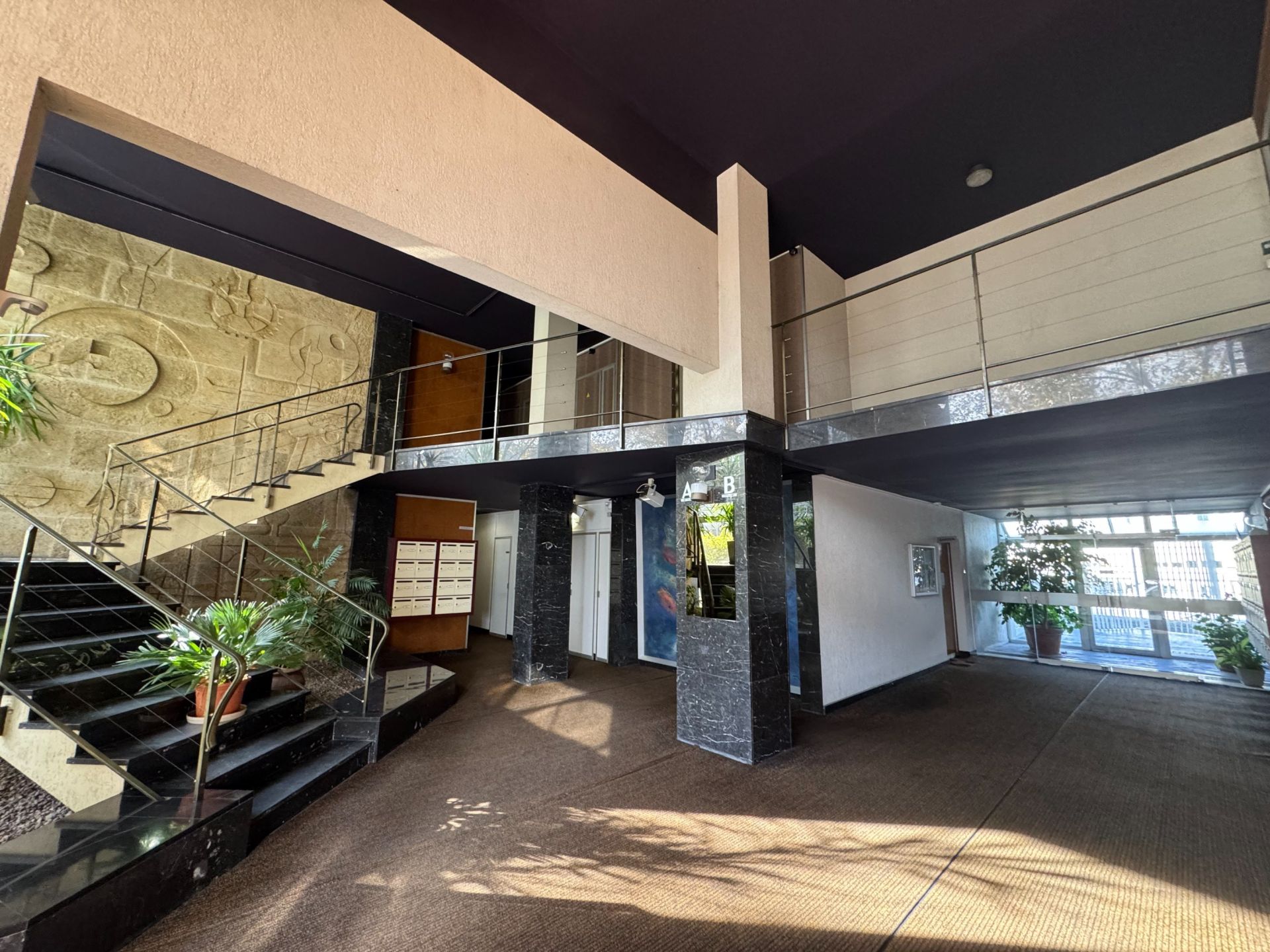 apartment 5 Rooms for sale on ORLEANS (45000)