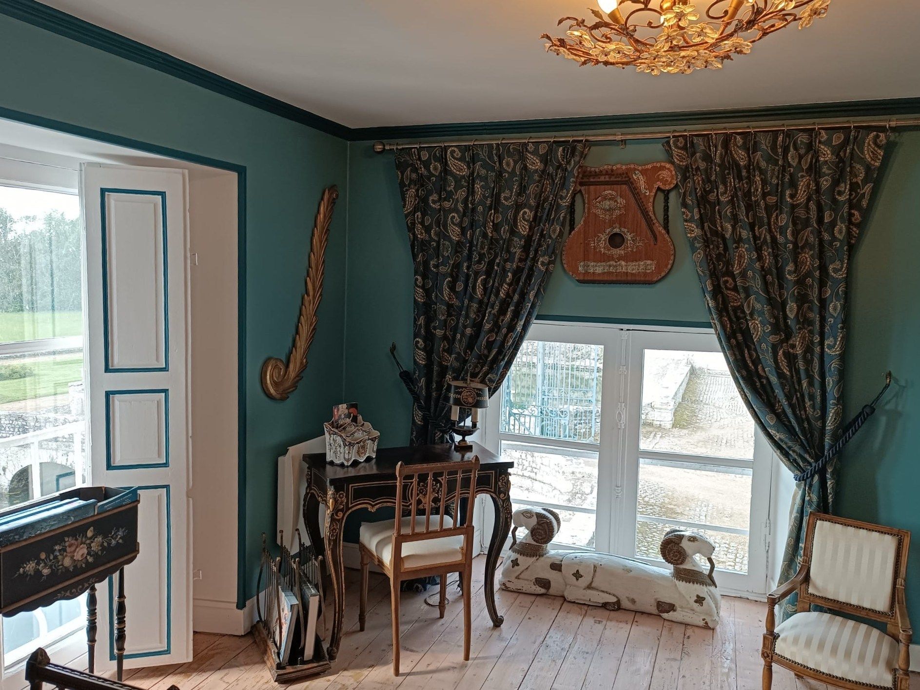 apartment 6 Rooms for sale on AVARAY (41500)