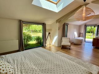 house 7 Rooms for sale on VOUVRAY (37210)