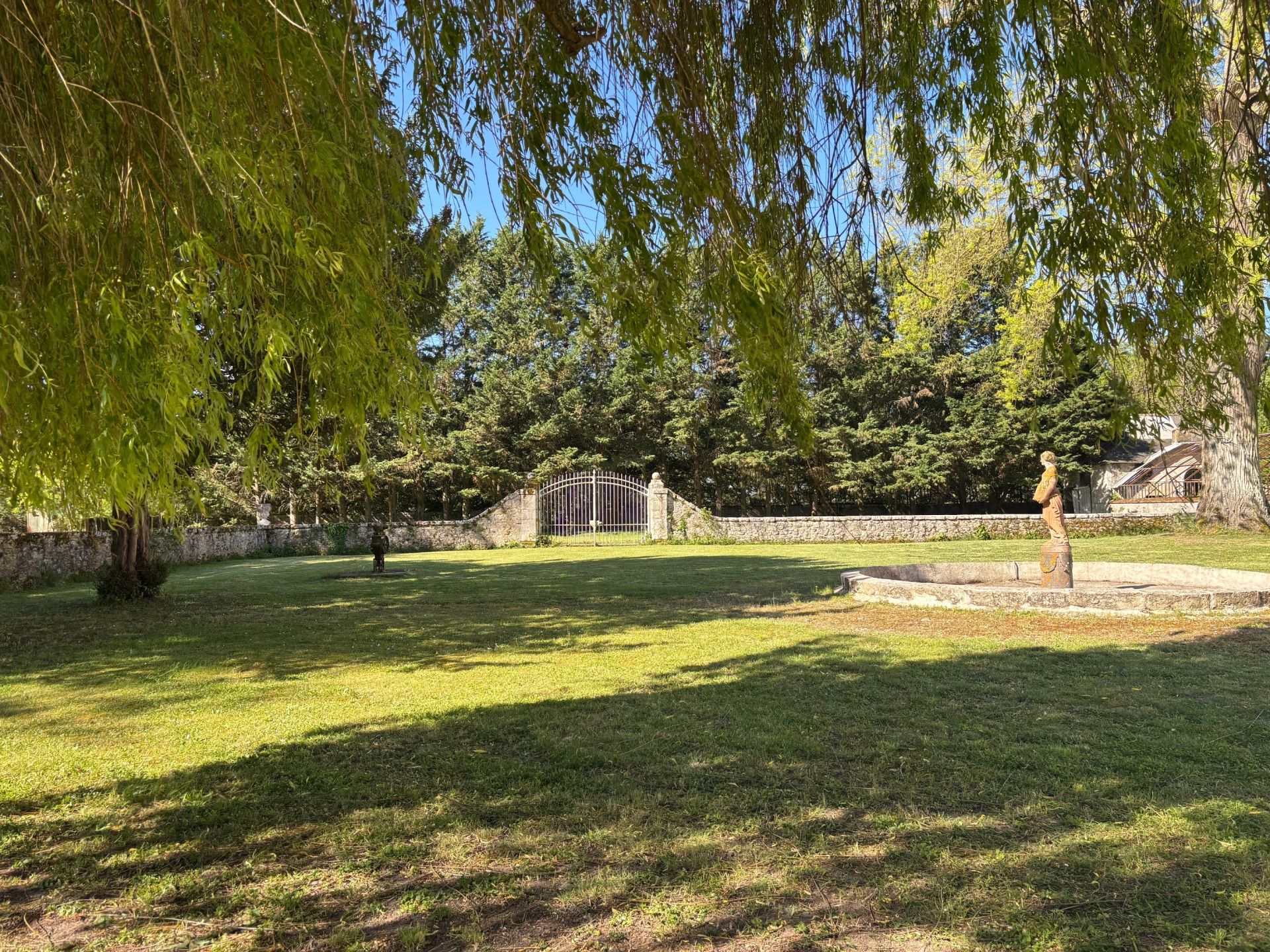 castle 22 Rooms for sale on MEUNG SUR LOIRE (45130)