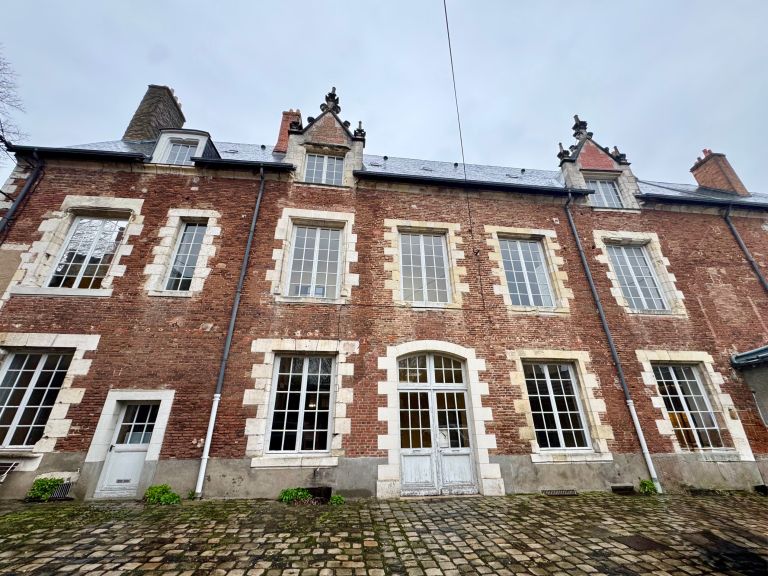maison 20 Pièces en vente sur ORLEANS (45000)