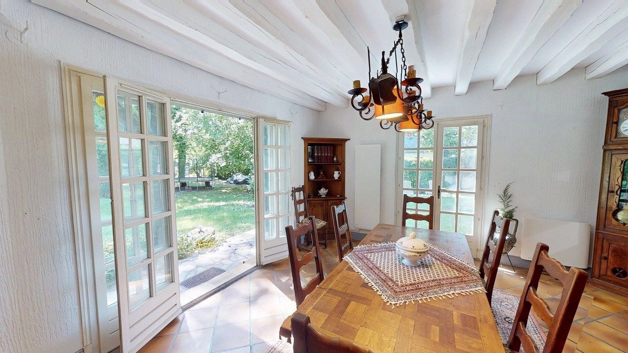 house 5 Rooms for sale on ORLEANS (45100)