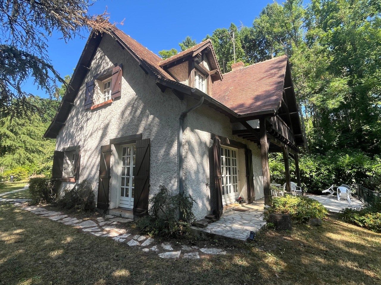 house 5 Rooms for sale on ORLEANS (45100)