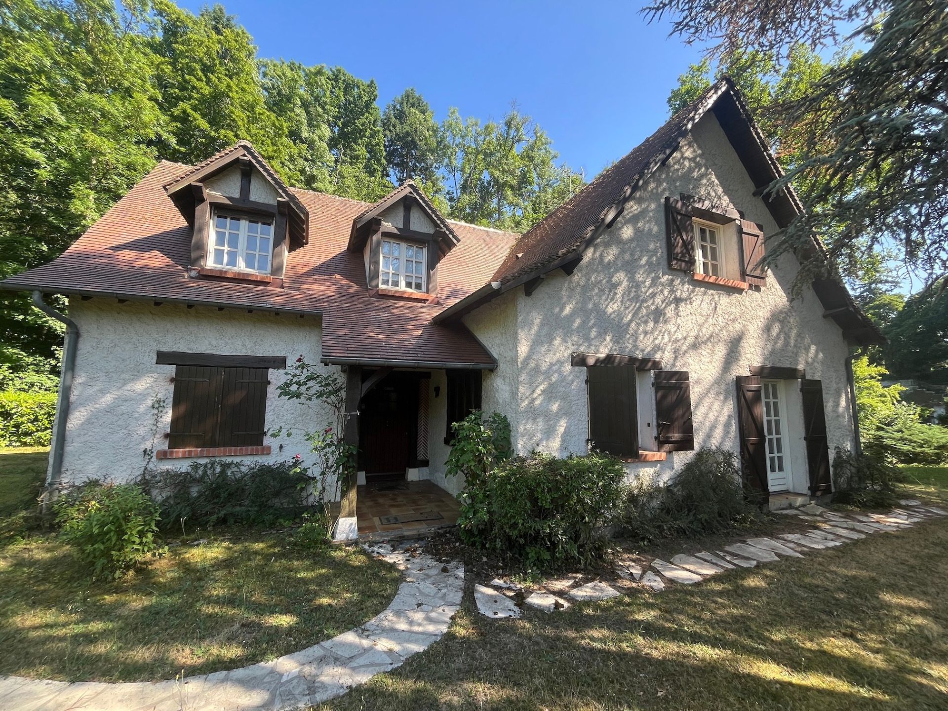 house 5 Rooms for sale on ORLEANS (45100)