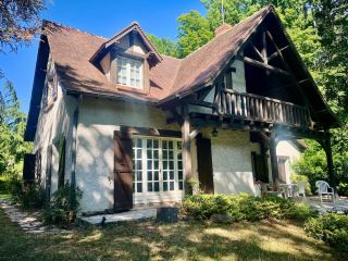 house 5 Rooms for sale on ORLEANS (45100)