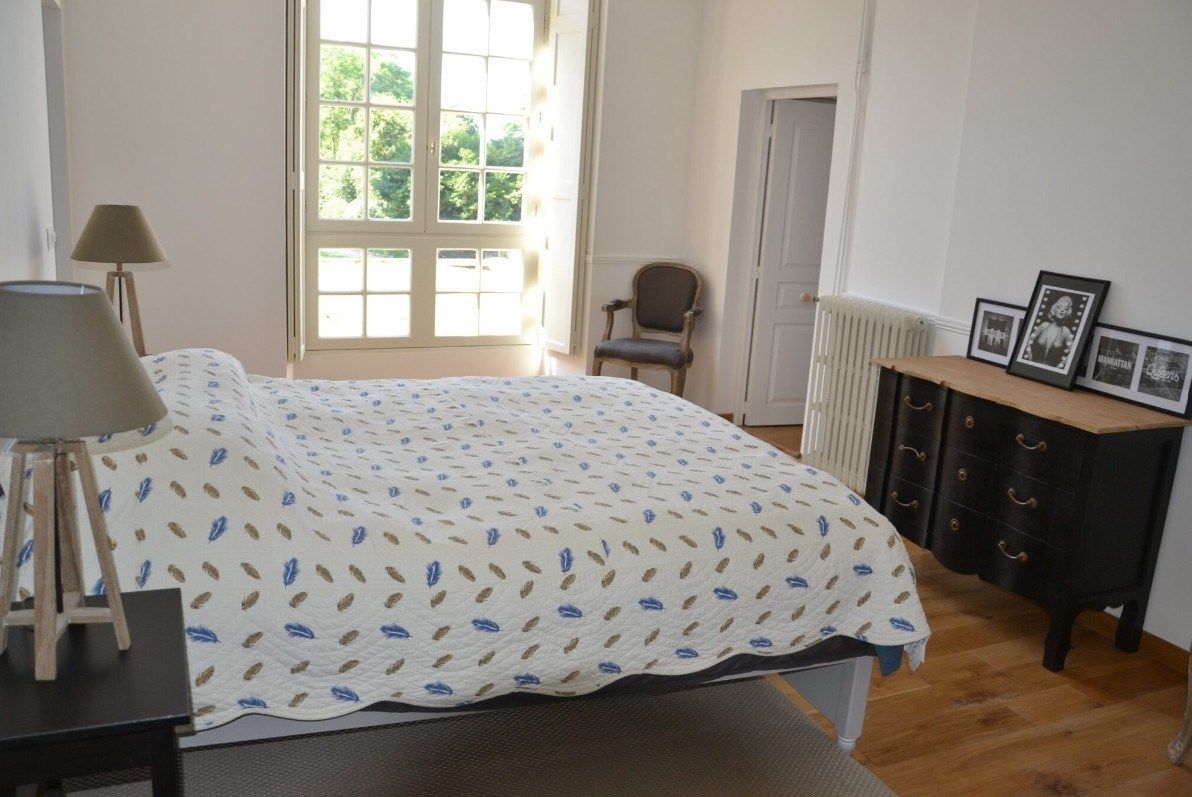 castle 17 Rooms for sale on AMBOISE (37400)