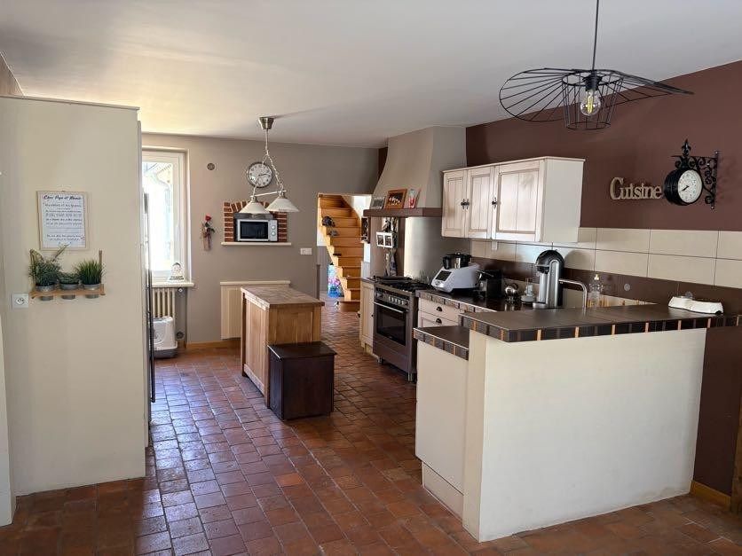 maison 10 Pièces en vente sur INGRE (45140)