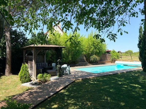 Vente Maison Ingré 10&nbsp;Pièces 254&nbsp;m²